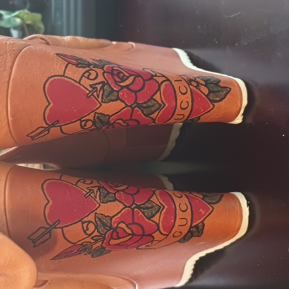 Gucci Tattoo Wedge shoes, Preloved - Picture 11 of 15